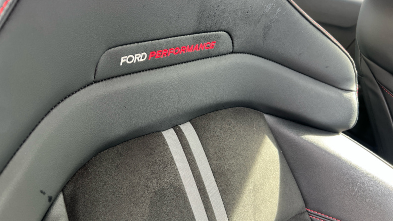 Ford Puma ST 1.0 EcoBoost Hybrid mHEV ST 5dr DCT Petrol Hatchback